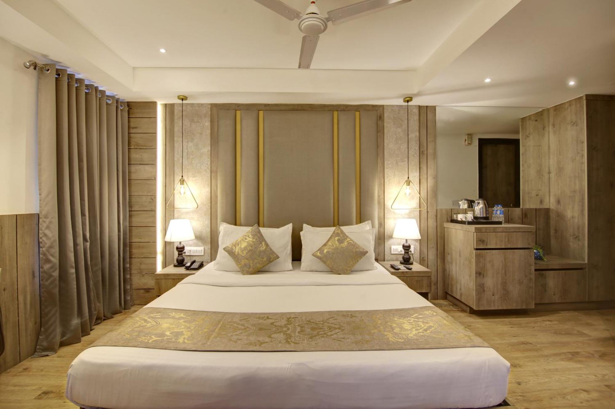 Hotel Town Grand Patel Nagar New Delhi Exterior foto