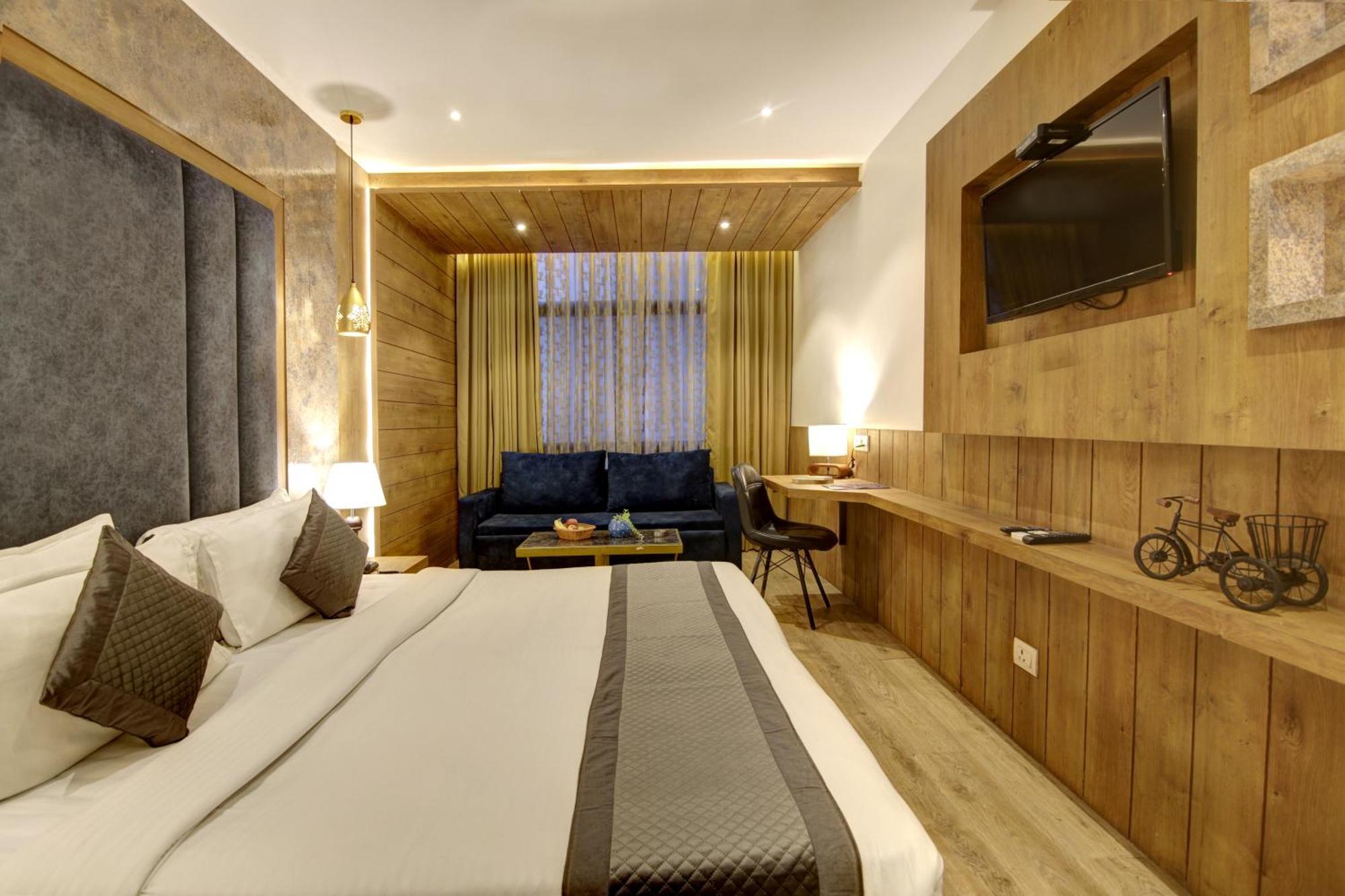 Hotel Town Grand Patel Nagar New Delhi Exterior foto