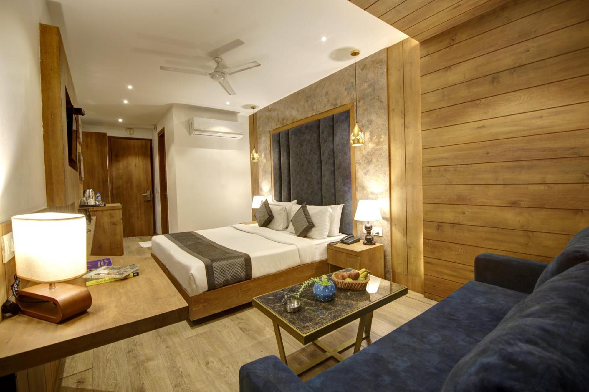 Hotel Town Grand Patel Nagar New Delhi Exterior foto