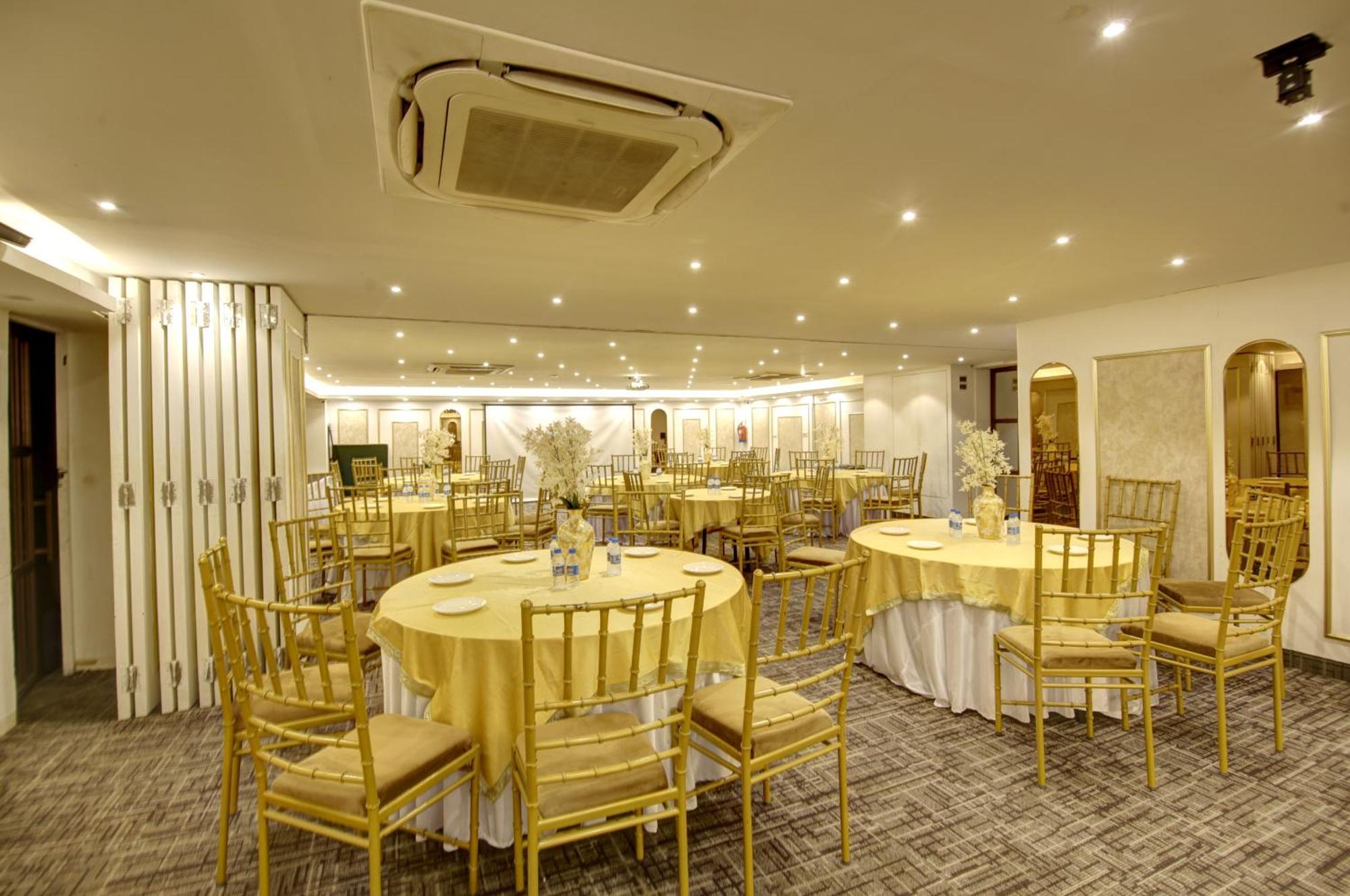 Hotel Town Grand Patel Nagar New Delhi Exterior foto