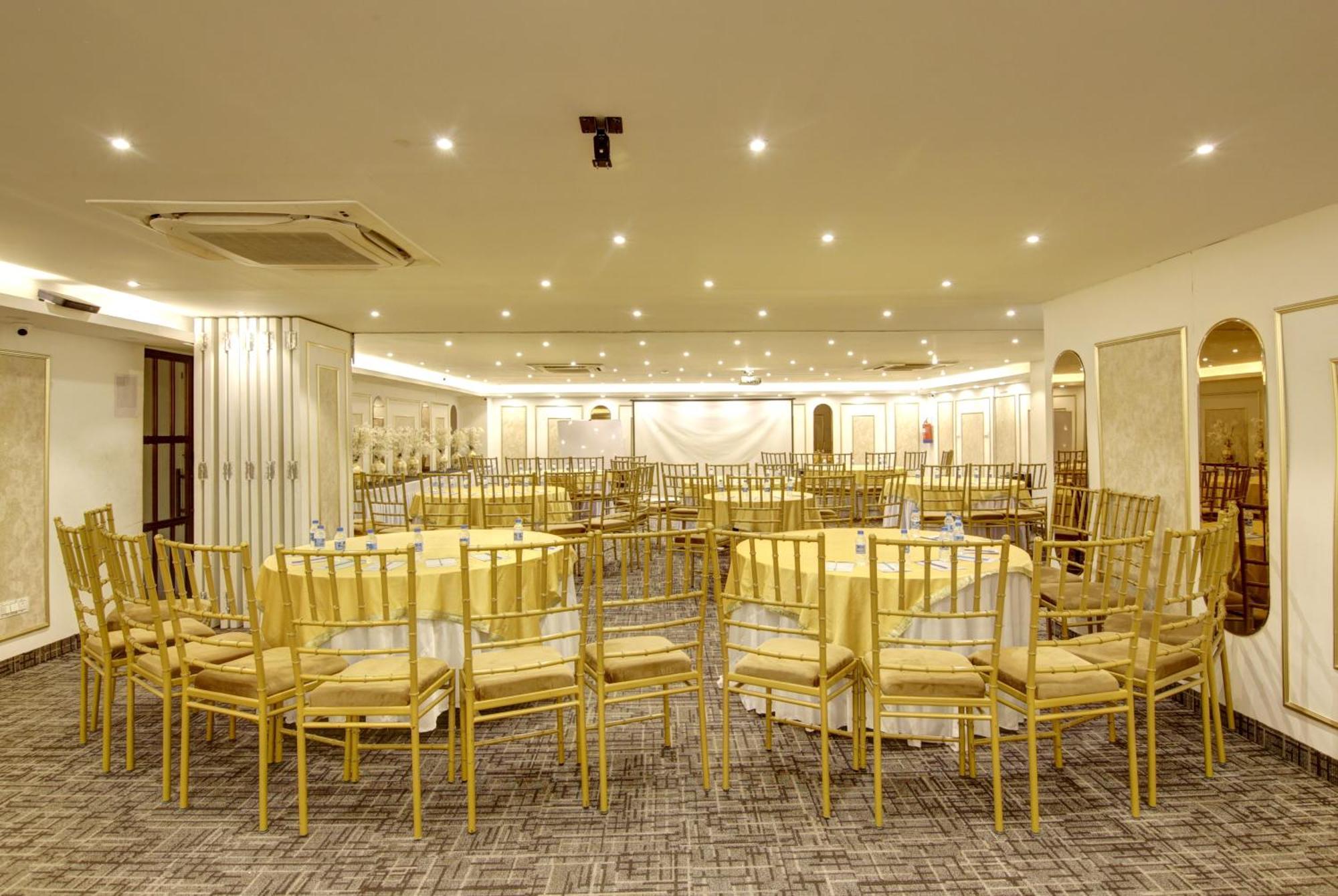Hotel Town Grand Patel Nagar New Delhi Exterior foto