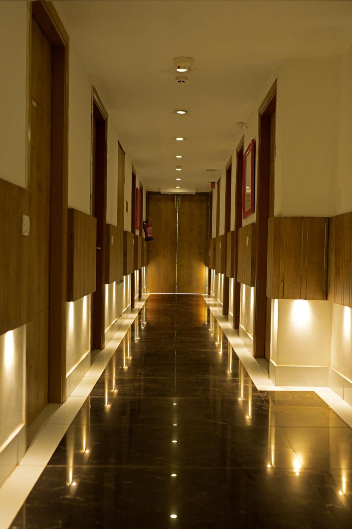 Hotel Town Grand Patel Nagar New Delhi Exterior foto